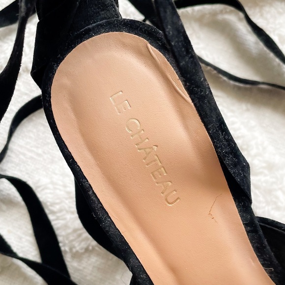Le Chateau Women’s tie-up black velvet sandal pump shoes, size 7.5 - Picture 5 of 5